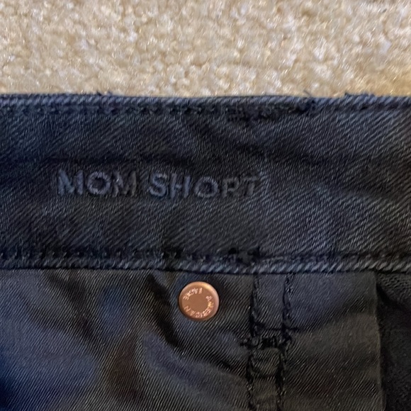 American Eagle Outfitters Cross Front Mom Short Black Denim Distress NWT 2021-8 - Picture 8 of 11